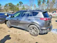 2018 Toyota RAV4 фото