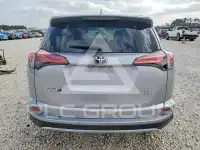 2018 Toyota RAV4 photo