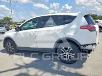2018 Toyota RAV4 photo
