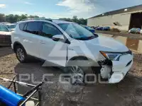 2018 Toyota RAV4 photo