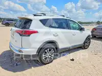 2018 Toyota RAV4 photo