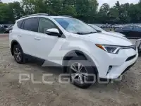 2018 Toyota RAV4 photo