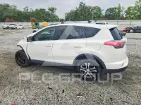 2018 Toyota RAV4 фото