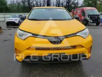 2018 Toyota RAV4 фото