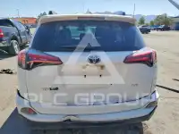 2018 Toyota RAV4 фото