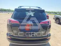 2018 Toyota RAV4 фото