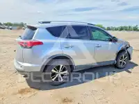 2018 Toyota RAV4 фото