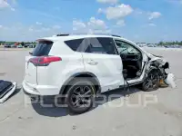 2018 Toyota RAV4 фото