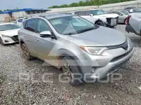 2018 Toyota RAV4 фото