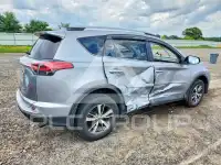 2018 Toyota RAV4 фото