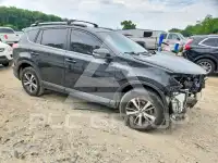 2018 Toyota RAV4 фото