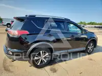 2018 Toyota RAV4 фото