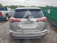 2018 Toyota RAV4 фото