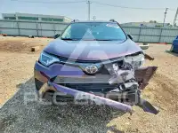 2018 Toyota RAV4 фото