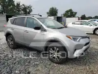 2018 Toyota RAV4 фото