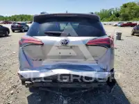 2018 Toyota RAV4 фото