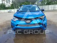 2018 Toyota RAV4 фото