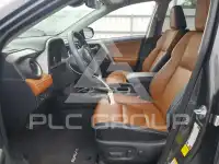 2018 Toyota RAV4 фото