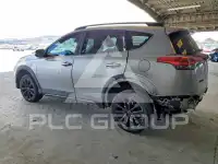 2018 Toyota RAV4 фото