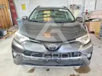 2018 Toyota RAV4 фото
