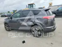 2018 Toyota RAV4 фото