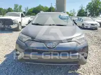 2018 Toyota RAV4 фото