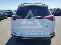 2018 Toyota RAV4 фото