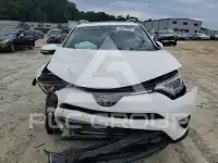 2018 Toyota RAV4 фото