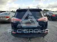 2018 Toyota RAV4 фото