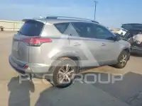 2018 Toyota RAV4 фото