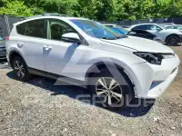 2018 Toyota RAV4 фото