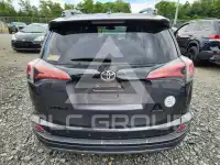 2018 Toyota RAV4 photo