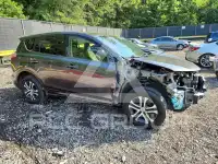 2018 Toyota RAV4 фото