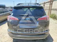 2018 Toyota RAV4 фото