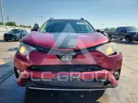2018 Toyota RAV4 фото