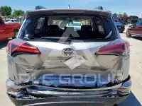 2018 Toyota RAV4 фото