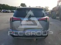 2018 Toyota RAV4 фото