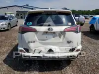 2018 Toyota RAV4 фото