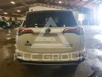 2018 Toyota RAV4 фото
