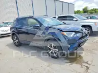2018 Toyota RAV4 фото