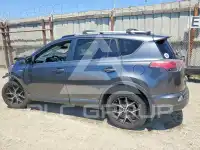 2018 Toyota RAV4 фото
