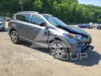 2018 Toyota RAV4 фото