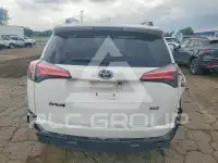 2018 Toyota RAV4 фото