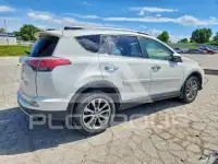 2018 Toyota RAV4 photo