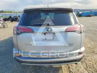 2018 Toyota RAV4 фото