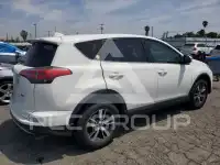 2018 Toyota RAV4 фото