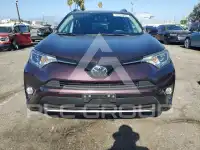 2018 Toyota RAV4 фото