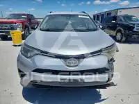 2018 Toyota RAV4 photo
