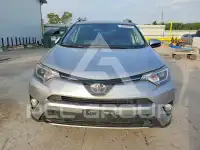 2018 Toyota RAV4 фото