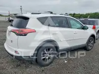 2018 Toyota RAV4 photo